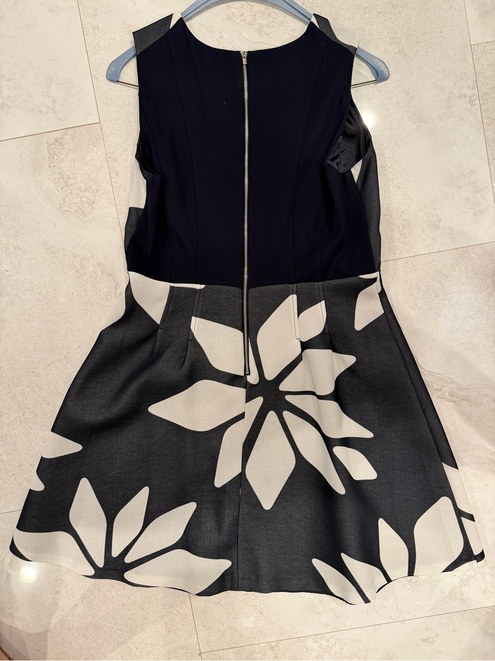 Ellen Tracy Black and White Floral Fit-and-Flare Dress - Picture 4 of 4